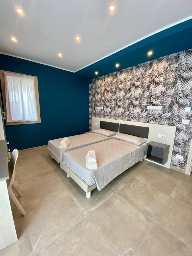 Floridida Rooms & Breakfast Marina dʼMarina dʼAndora Exterior foto