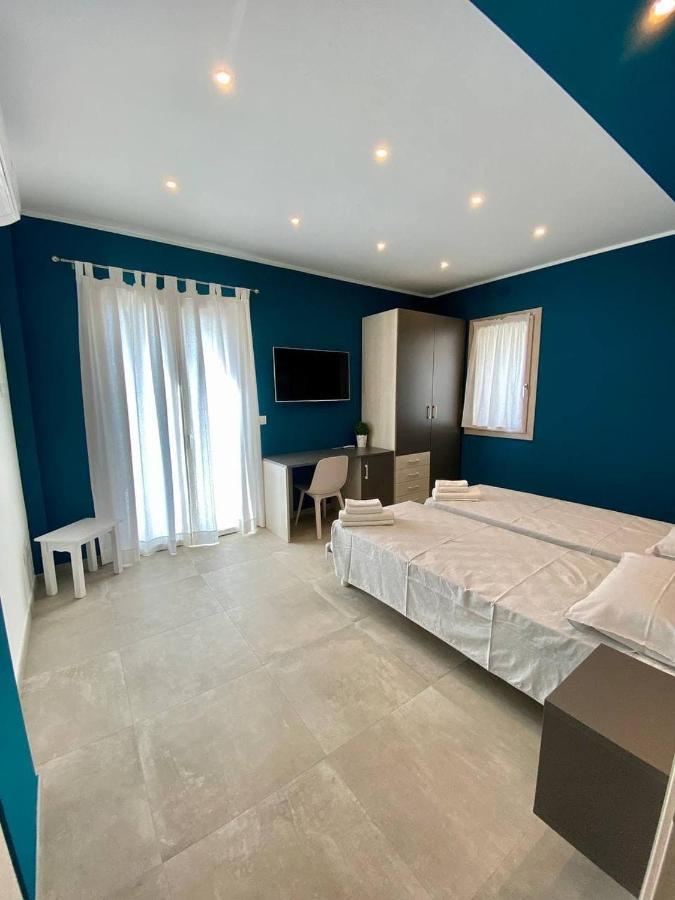 Floridida Rooms & Breakfast Marina dʼMarina dʼAndora Exterior foto